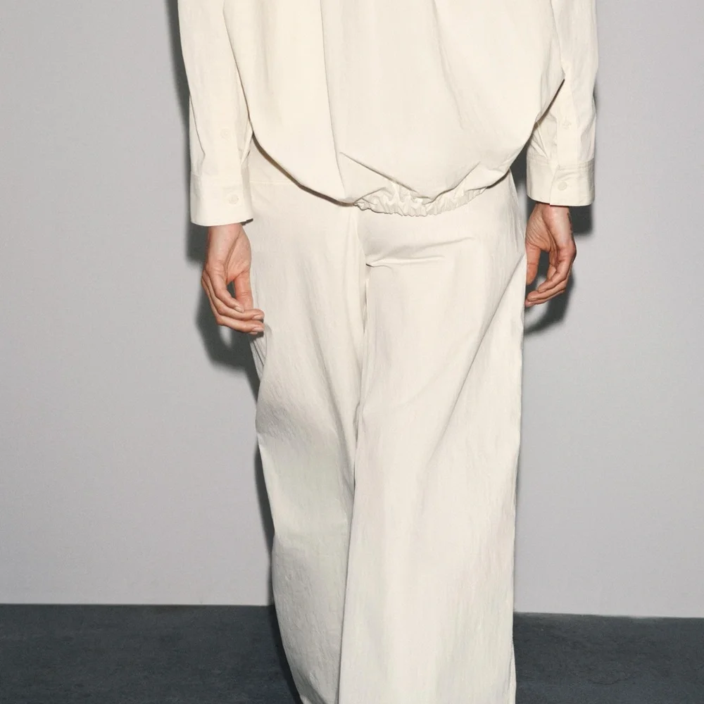 Zara NWT ZW COLLECTION off white back zip pants
